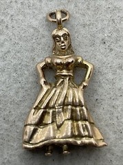 VINTAGE HANDMADE Solid 10K Yellow Gold DANCER Charm Pendant (25mm x 13.3mm) 4.7g