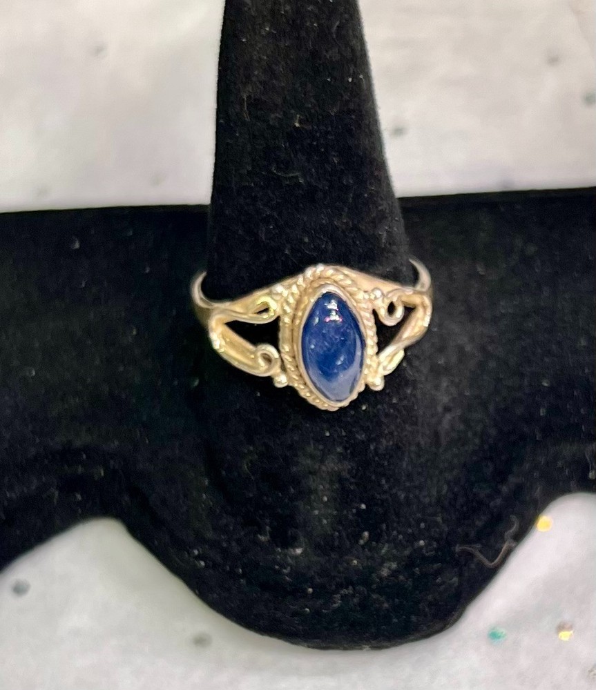 Vintage 925 Sterling Silver Blue Tourmaline Stone Size 8