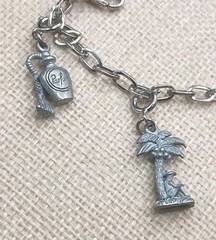 Vintage Summer Charm Bracelet Dangle Silver Tone Vacation 6.75″