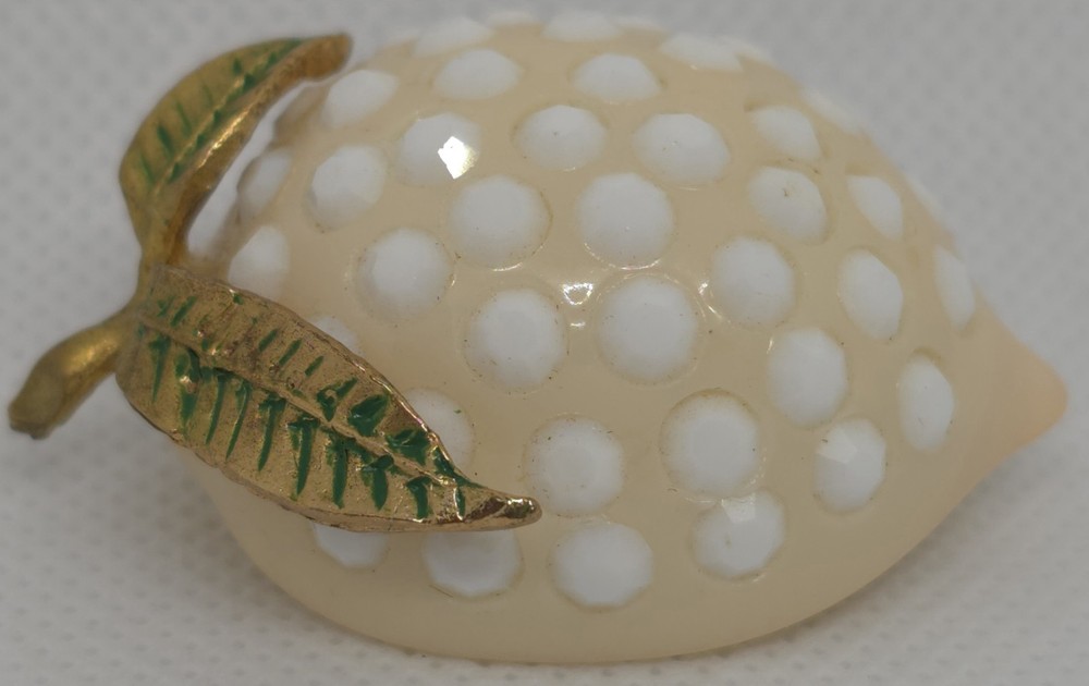 Vintage Peach Fruit White Faceted Rhinestone Polka Dot Brooch Green Leaf Stem