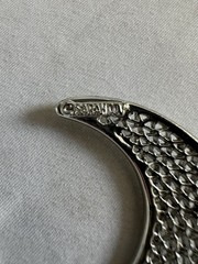 Vintage Signed SARAH COVENTRY 1968 Titled CRESCENT Metal Mesh MOON Pin BROOCH