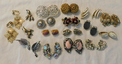 Vintage Earrings Large Lot WEISS CORO COVENTRY MONET Rhinestones 16 Pairs