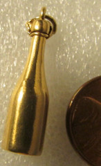 vintage Antique 14K Gold 3D BOTTLE OF CHAMPAGNE Charm Pendant