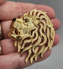 Vintage Sphinx Lion Head Brooch Gold Tone Enamel Rhinestone Eye Signed Jewelry