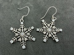 3.62g Vintage Sterling Silver 925 Snowflake Earrings Sparkling Winter Charm M