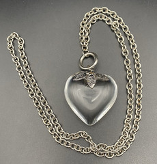 Vintage Clear Lucite Heart Pendant Necklace Silver Tone Leaf Cap Chain Retro 70s