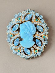 Vintage Verified JULIANA D&E Robins Egg Blue Cameo Brooch & Earring Set