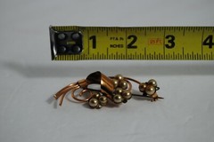 Bouquet of Faux Pearl Flower Brooch Pin in Gold Tone Vintage 2 3/4″ by 1 1/2″