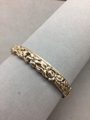 Gold Tone Hinged Bracelet Floral Relief 7″ x 9mm Wide Vintage Safety Chain