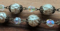 VINTAGE LONG 48″ FAUX PEARL AND AURORA BOREALIS CRYSTAL BEADS NECKLACE