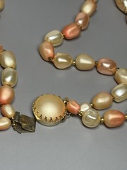 Vintage Necklace Double Layer Bead Peach Gold Tone Faux Pearl Acrylic 20-24”