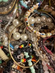 5 Lb Lot Fashion Costume Beaded Bracelets Vintage Mod Boho Glass Lucite Acrylic