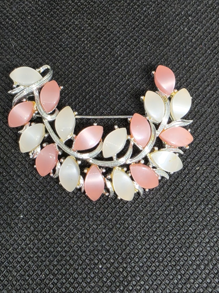 Vintage Lisner Pink White Moonglow Lucite Leaf Brooch Silver Tone Mid Century