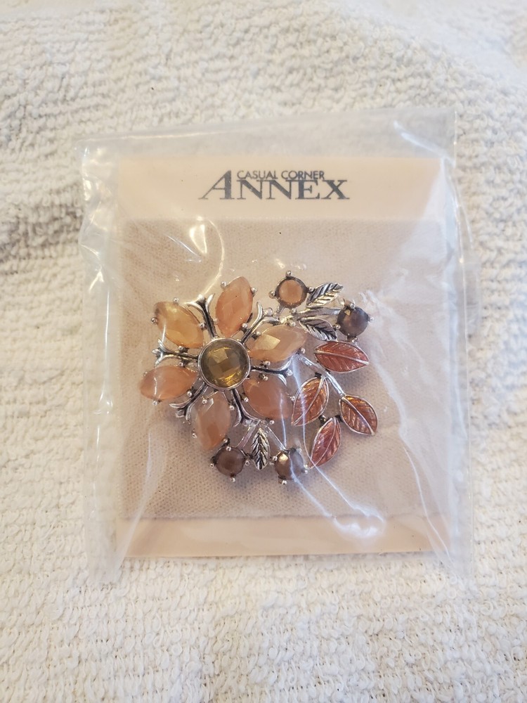 NOS Casual Corner Annex Pink Flower Pin Brooch Costume Jewelry Style 01951