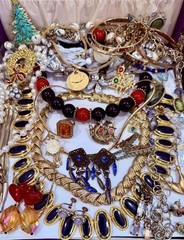 Vintage Estate Costume Jewelry Lot! MONET, NAPIER and more!
