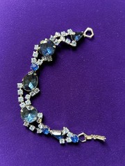 Vintage Juliana-style Blue Rhinestone And Silver Tone 7” Bracelet Jewelry