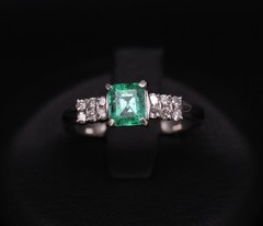 Fine Vintage 0.60ct Colombian Emerald & 0.20ct Diamond Platinum Ring Size 7
