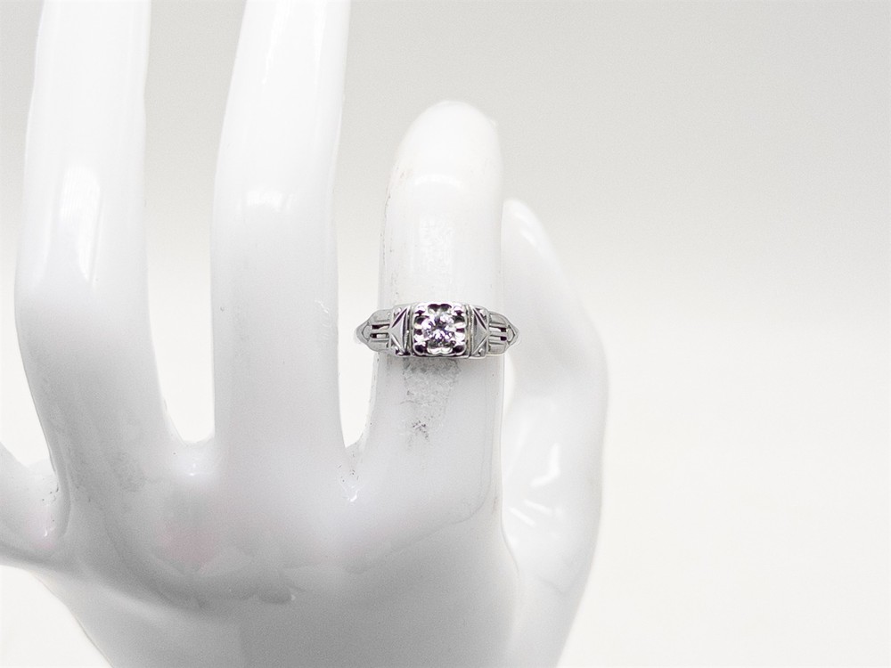 Antique 1920s $2000 .40ct VS G Old Euro Diamond 18k White Gold Filigree Ring
