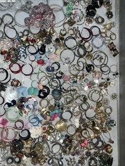 Huge Estate Jewelry Lot 500+Pc 40 Lb All Wearable Antique to Now Many Signed