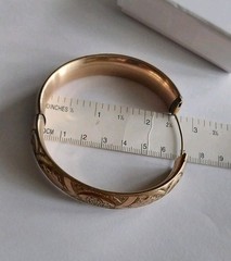 ANTIQUE VICTORIAN EDWARDIAN ART NOUVEAU GOLD FILLED HINGED BANGLE BRACELET 1908