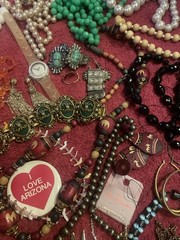 Lot Vintage Costume Jewelry Modern Mixed Wear Craft Resell Necklace Earrings Etc