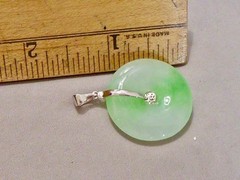 VINTAGE 60’S 14K WHITE GOLD LIGHT AND DARK GREEN JADEITE JADE LIFESAVER PENDANT