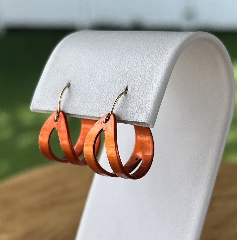 Vintage Copper Orange Hoop Earrings 14KT Wire Posts Retro Mod 1/2” Hoops NOS