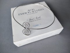 Vintage 1977 AVON ‘Spun Swirls’ Choker Necklace IOB Silvertone – Size Large
