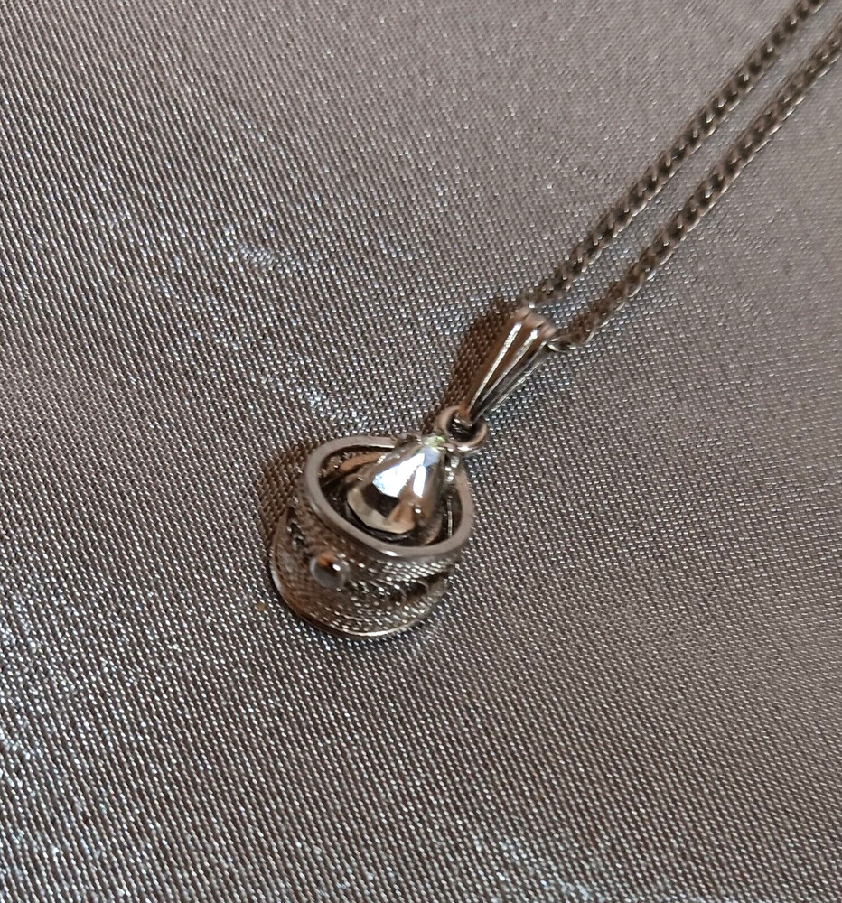 Vtg Sorrento Sterling Filigree Open Teardrop, Cubic Zirconia Pendant Necklace