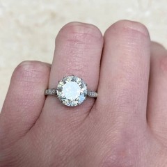 A beautiful Round Cut Lab Created Diamond solitaire Engagement 925 Silver Ring