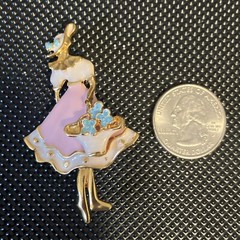 Vintage Art Deco style elegant lady in a hat brooch pin Pink Enamel Purse Moves
