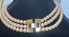 Vintage Designer Runway Statement Faux Pearl Flower Necklace 1980s Large Jewelry