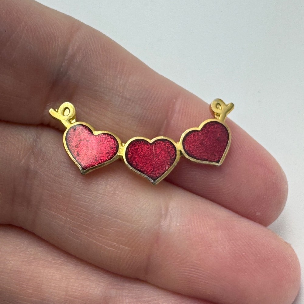 Triple Heart Lapel Pin Love Red Enamel 90s Collectible Brooch Vintage Gold Tone