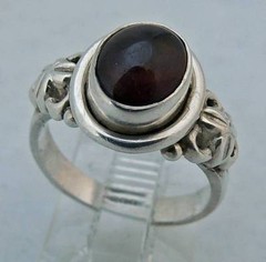 YOUNG LADIES Sterling Silver Estate Hand Crafted GARNET CABOCHON RING size 4.75