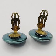 Green Blue Almost Metallic Color Dimpled Puckered Round Vintage Clip On Earrings