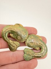 LANVIN PARIS RARE VINTAGE GOLDTONE CATFISH CLIP EARRINGS & POUCH PLEASE READ K7D