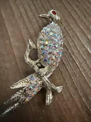 Vintage Sparkling AB Aurora Borealis Rhinestones Bird Brooch/Pin Goldtoned