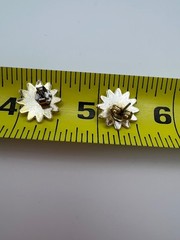 Vintage Goldtone and Silvertone Flower Necklace/Earrings Set