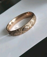 ANTIQUE VICTORIAN EDWARDIAN ART NOUVEAU GOLD FILLED HINGED BANGLE BRACELET 1908