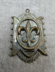 Vtg Victorian Style Fleur De Lis Pendant Statement Dress/Sash Ornament NOTES