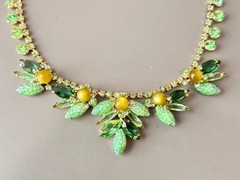Vintage Verified JULIANA BOOK SET Green Art Glass Necklace Bracelet Brooch Ear