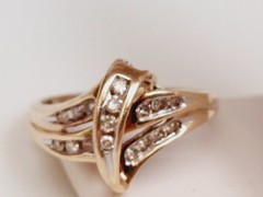 VTG 10K SOLID YELLOW GOLD 0.42 CTW DIAMOND RING SZ 6.75 VIDEO
