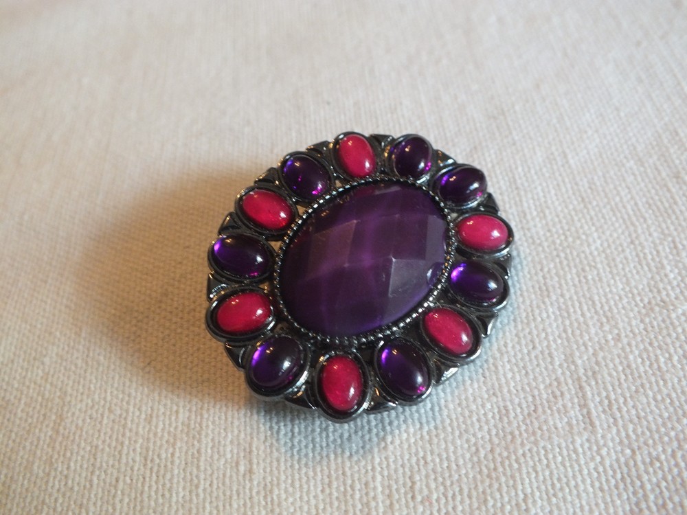 Beautiful Brooch Pin Dark Silver Tone Pink Purple Cabochons 1 3/4 x 1 1/2″ WOW