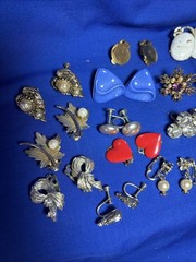 Vintage Lot Clip /Screwback Earrings Dangle Drop Huggie Crystal Pearl L26