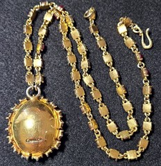 VINTAGE STUNNING CARNELIAN RED GLASS CRYSTAL SIGNED MMA CH NECKLACE