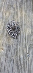 Vintage Juliana DeLizza Elster Wreath Brooch Smoky Gray Clear Rhinestone Pin DE