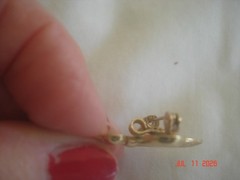 LOVELY Vtg. SMALLER FLEUR-de-LIS GOLD TONE PIN / BROOCH / PENDANT 1 1/8″ Long