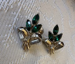 Vintage Coro emerald marquise rhinestone tension based clip-on earrings