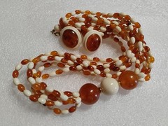 VTG Avon Cosmopolitan Collection Necklace W/ Matching Earrings 6 Strand Honey…