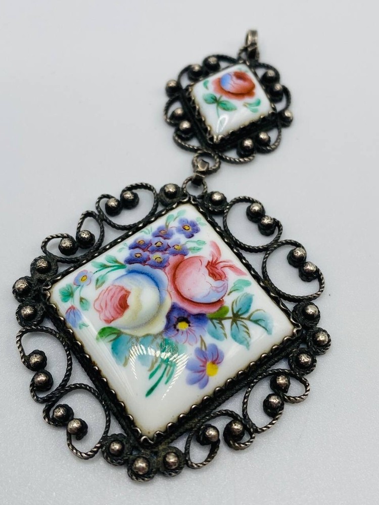 Soviet Vintage Pendant Enamel rostov Finift Hand Painted ussr